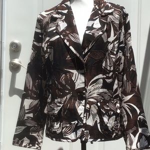 Beautiful Chico’s Silk Jacket SZ 2